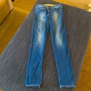 Paige skyline skinny jeans size 27